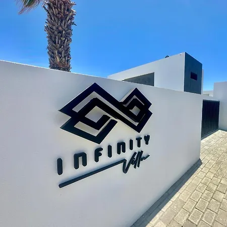 Infinity بلايا بلانكا