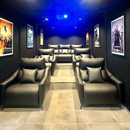 Infinity بيت للعطل